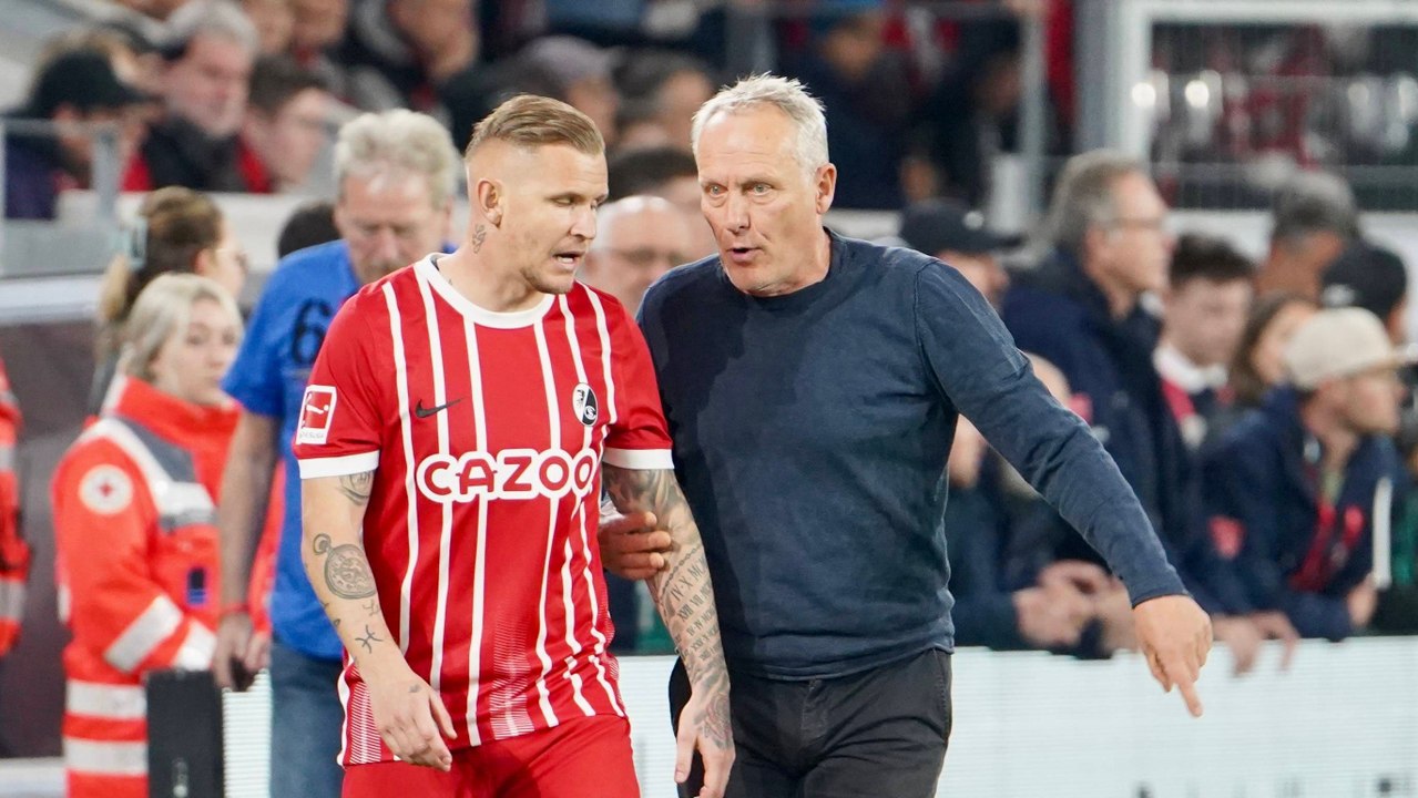 "Johnny, wie viele Spiele hast jetzt?" Wie Schmid Freiburgs Kabine zum "Totlachen" brachte