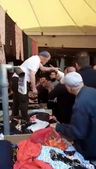 İmamoğlu ile pazar esnafı tartışması İZLE! İmamoğlu ile pazar esnafı tartışma VİDEOSU!