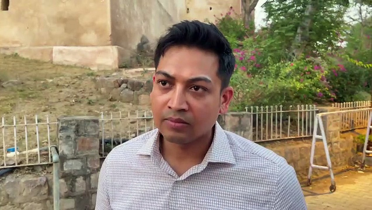 Girl student jumped from the third floor of Rajmahal