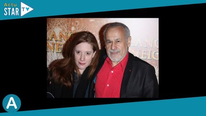 "Il a été refusé par l'école" : Francis Perrin, son fils autiste victime de discrimination, la colèr