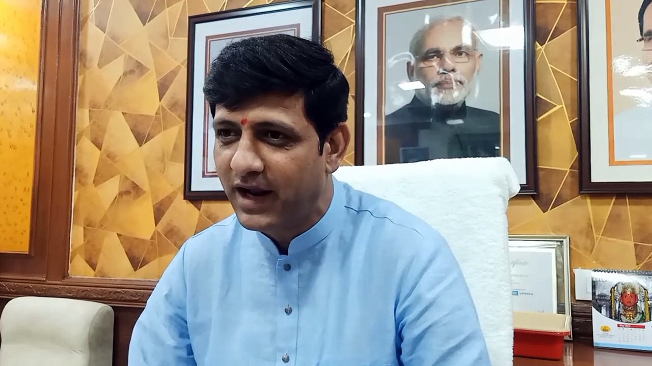 इंदौर महापौर पुष्यमित्र भार्गव