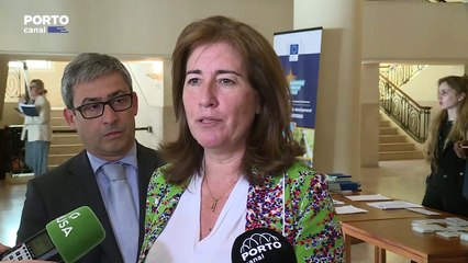 Ministra do Trabalho e da Segurança Social discute aumento salarial