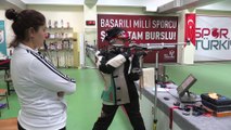 MARDİN - Atıcılıkta 17 Türkiye rekoru sahibi Berfin, dünya şampiyonluğu hedefiyle çalışıyor