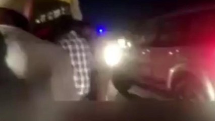 बाइक और स्कूटी की भिड़त के बाद सड़क पर लगा लाशों का ढेर, देखने वालों की निकल गई चीखें