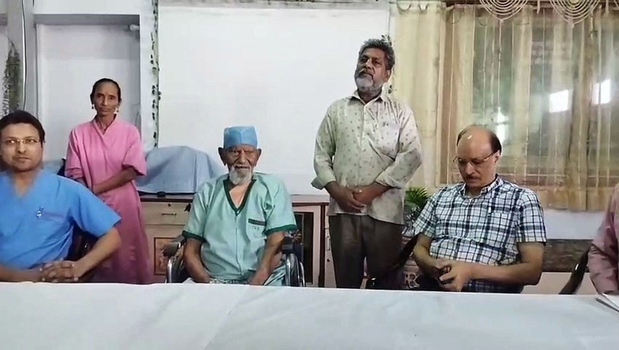 शतायुपार बुजुर्ग को पेसमेकर लगाकर कर कीर्तिमान स्थापित किया