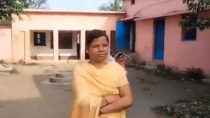 खगड़िया: समय पर स्कूल नहीं आते हैं शिक्षक, पठन पाठन हो रहा चौपट