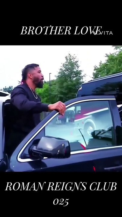 Roman Reigns and jey and Jimmy usos