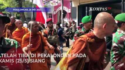 Momen Rombongan Biksu dari Thailand Disambut Pemuka Enam Agama di Pekalongan