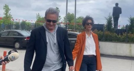 Mahkemeye el ele gelen Arzum Onan ve Mehmet Aslantuğ tek celsede boşandı