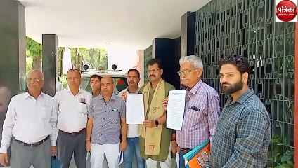 Video story: तालाब के सौंदर्यीकरण के लिए आवंटित धन का बंदरबांट, डीएम से जांच की मांग