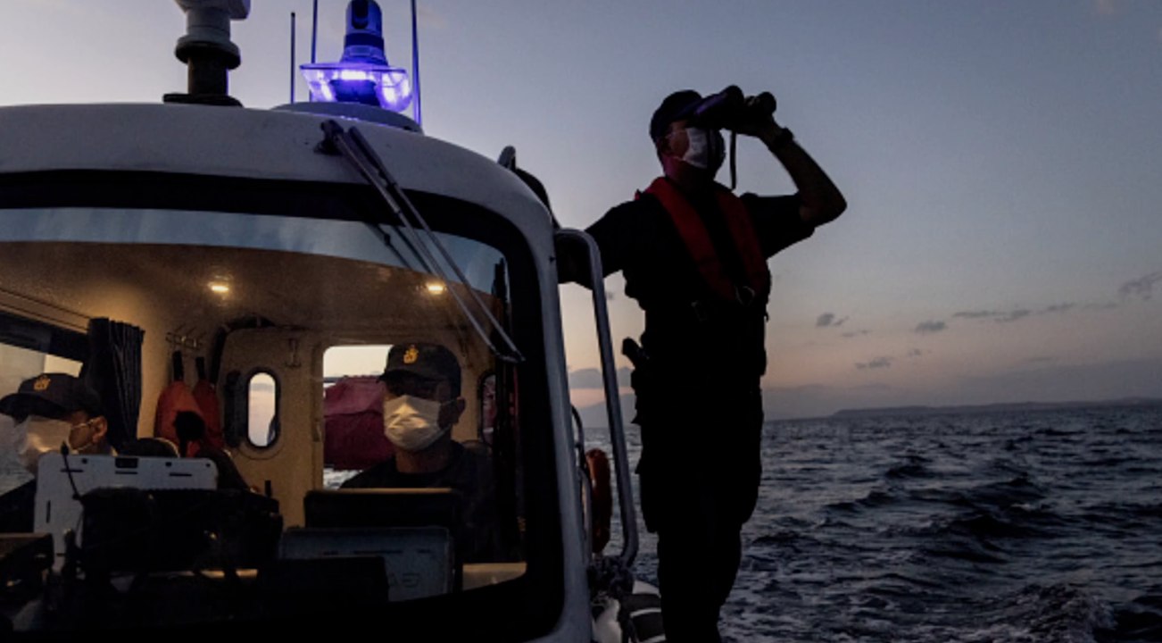 Migrantenboot mit 500 Menschen im Meer verschwunden