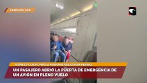 Un pasajero abrió la puerta de emergencia de un avión en pleno vuelo