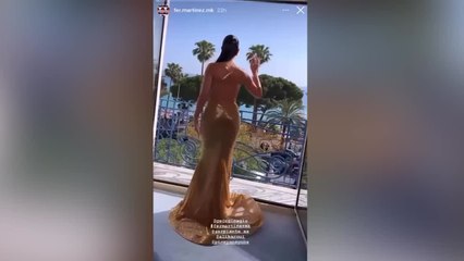 Georgina impresiona a todos con su vestido en Cannes