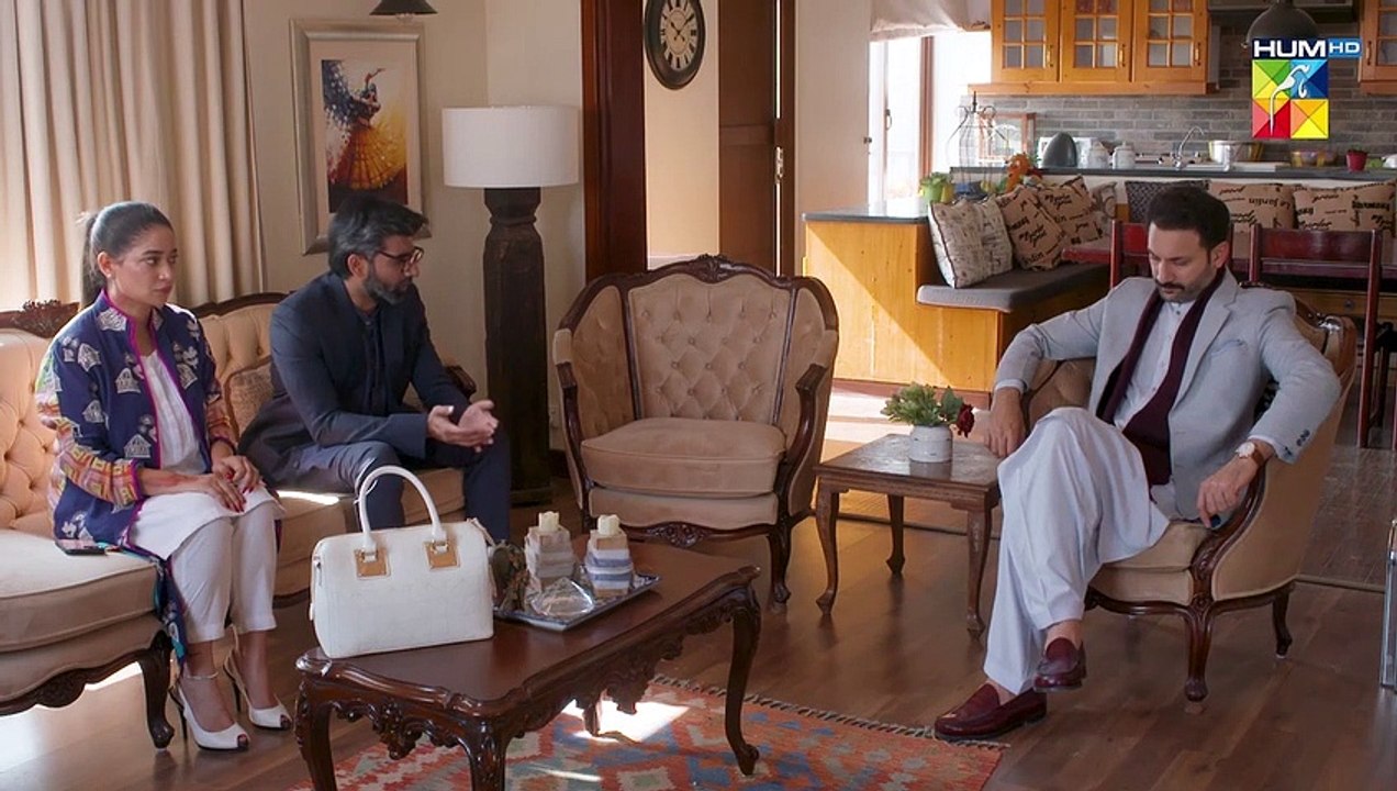 Waleed Ko Bandnaam Karne Ki Nakam Koshish..! #mamia #bilalqureshi - Meesni - FLO Digital