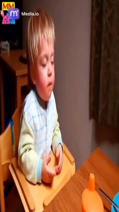 النوم والأكل بأسلوب مرح تحديات مضحكة ومشاهد ممتعة