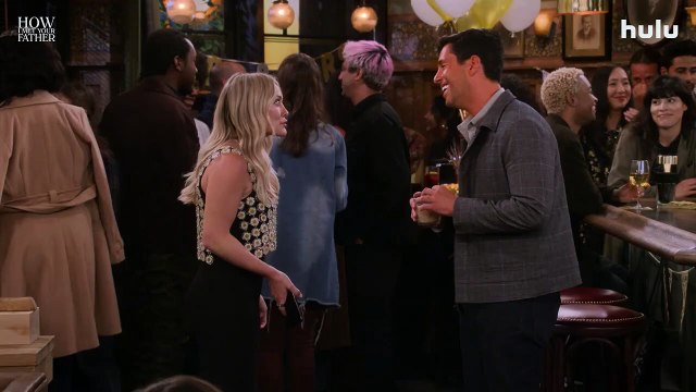 Sophie (Hilary Duff) Runs Into Drew (Josh Peck) After Break-up How I Met Your Father Hulu