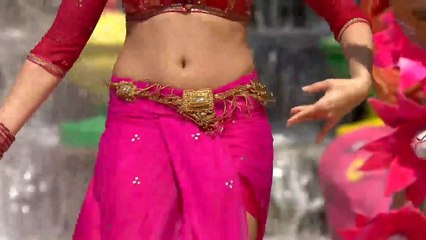 Nora Fatehi Hot Dance Life Ok Holi Hai