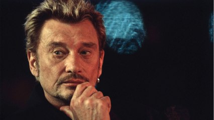 Voici - "Elle m'a fait beaucoup de mal" : pourquoi Johnny Hallyday avait gardé un goût amer d'une de ses liaisons