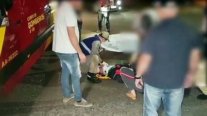 Colisão entre carro e moto deixa jovem ferido no Santa Cruz