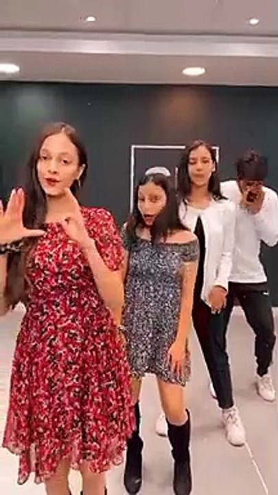 Girl dance performance #shorts #trending #fun #dance #dancer #ytshorts #shorts #new #watch #team #rock