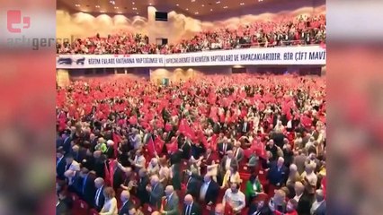 Celal Şengör, Meral Akşener'e sarılarak ağladı