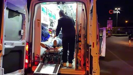 Trafik ışıklarında kaza: 4 yaralı