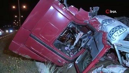 Kabus gibi kaza! Yolcu otobüsü küle döndü