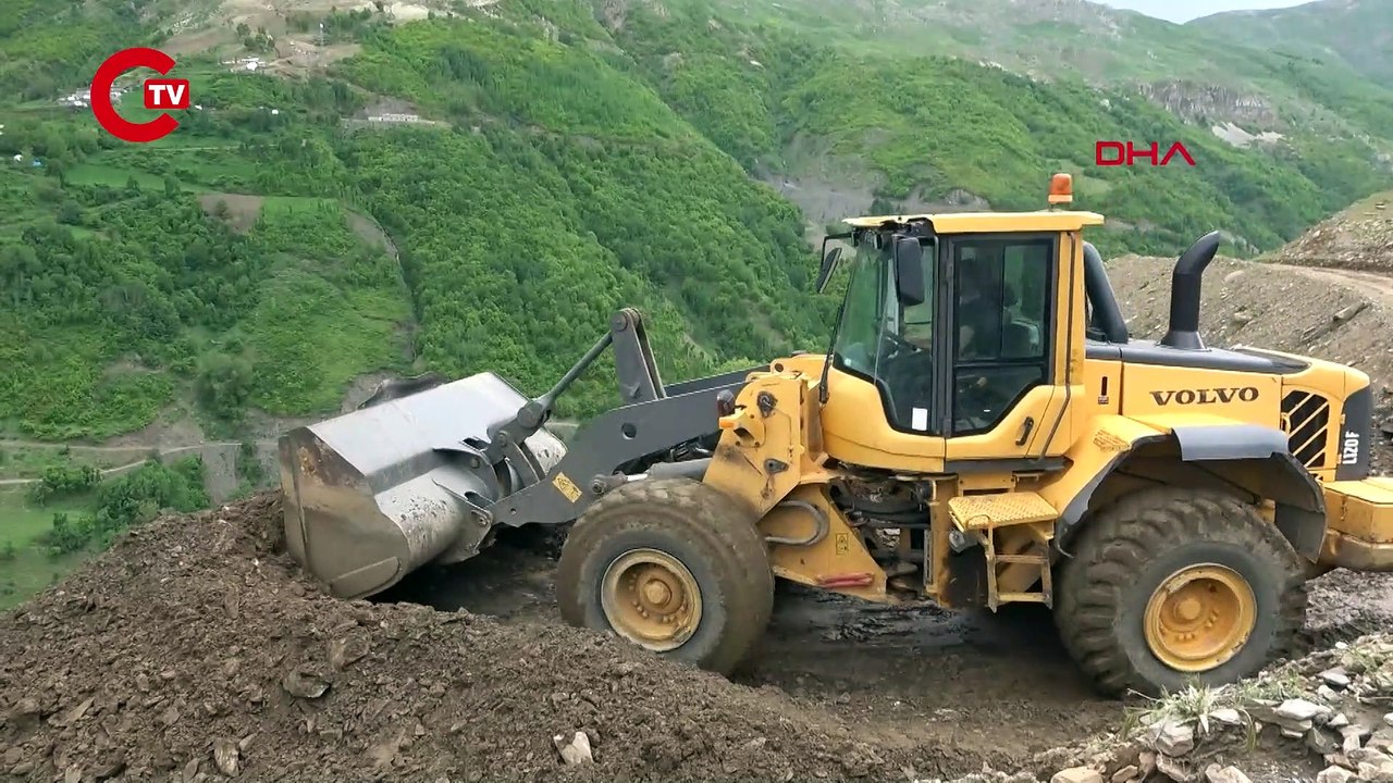 Bitlis'te  heyelan meydana geldi