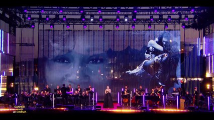 Cannes chante le cinéma : la prestation fabuleuse de Louane dans l'émission événement de France 2