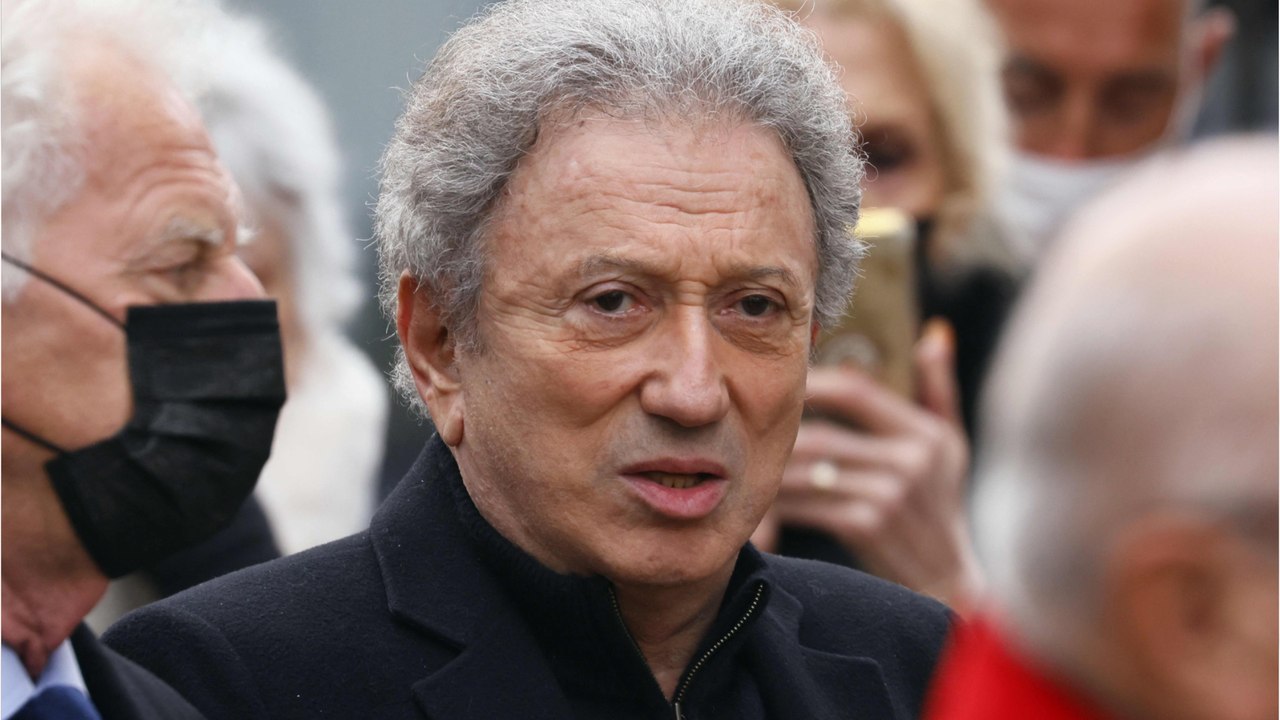 Voici - "Elle a coupé avec tout le monde" : Michel Drucker inquiet, il fait de terribles révélations sur Céline Dion