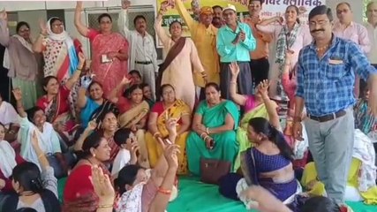 देवास: 13 वें दिन भी जारी रही न्यु बहुउद्देश्यीय स्वास्थ्य कर्मचारी संगठन की हड़ताल