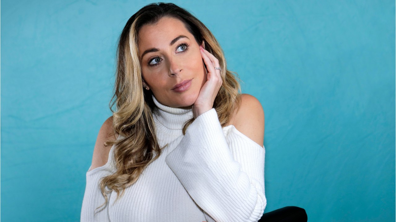 Voici - Magali Berdah : en larmes, elle annonce sa mise en examen pour diffamation après une plainte de Booba