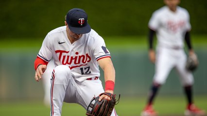 MLB Waiver Wire: Should You Be Locking In Kyle Farmer?