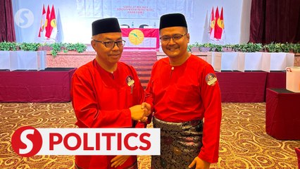 Video herunterladen: Umno Youth deputy chief Mohd Hairi loses JB Umno chief election