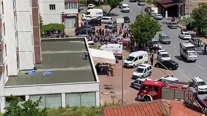13’üncü kattan düşen anne ve 2 çocuğu öldü