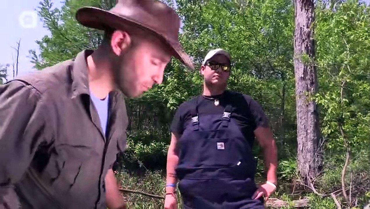 CRAZY Alligator Snapping Turtle Bite!