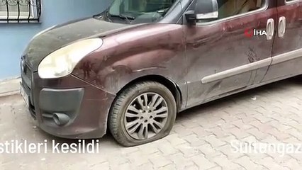 Sultangazi'de gece vakti 10 aracın lastikleri kesildi