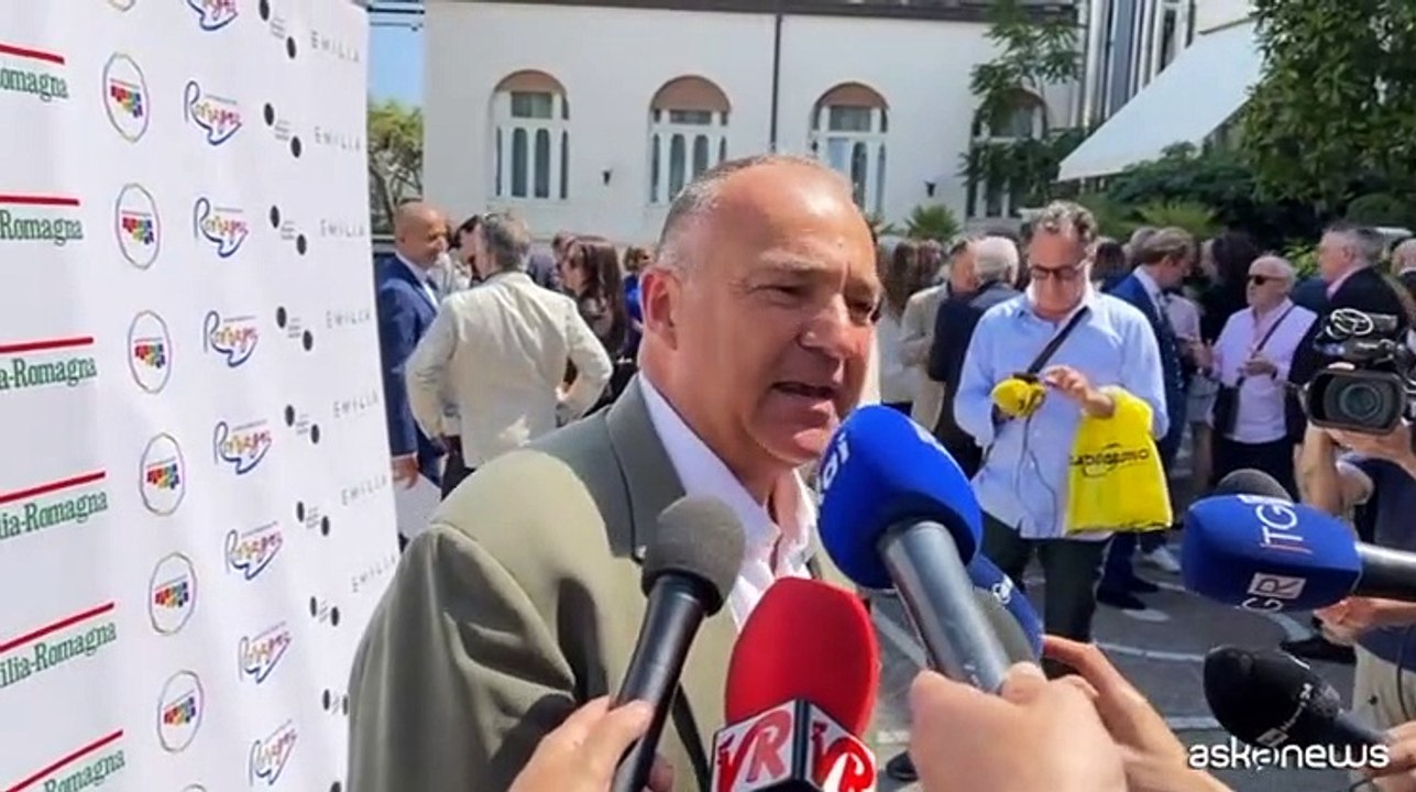 Vanni (Balneari Rimini): spiagge operative al 100% in Emilia Romagna