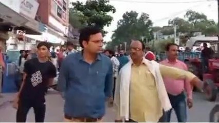 नर्मदापुरम: व्यापारियों की लापरवाही पर नगर पालिका हुई सख्त की कार्यवाई