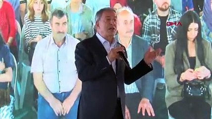Bakan Akar: Biz Suriyelileri göndermeyeceğiz demiyoruz