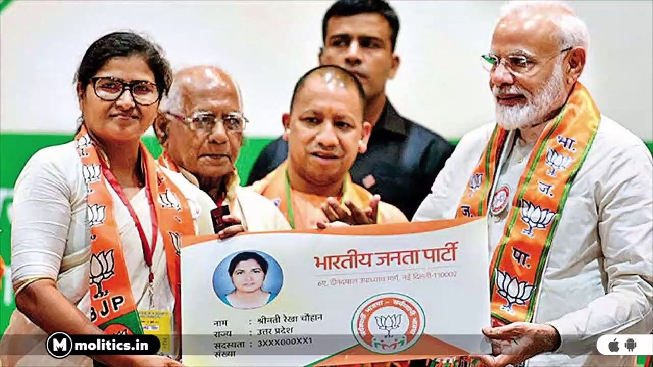 Australian Universities Ban : Modi विदेशों में बजाते रहे डंका, Indian Students हुए Australia में Ban