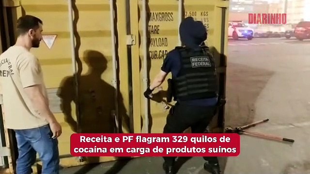 Receita e PF flagram 329 quilos de cocaína em carga de produtos suínos