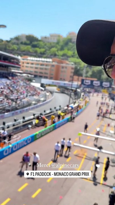 Florent Manaudou assiste aux qualifications du Grand Prix de Formule 1 de Monaco avec sa compagne Pernille Blume.