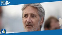 Antoine De Caunes embrasse Pierre Lescure à Cannes, son ex Elsa Zylberstein réagit