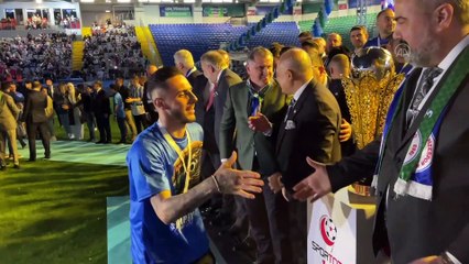 RİZE - Süper Lig'e yükselen Çaykur Rizespor kupasını aldı