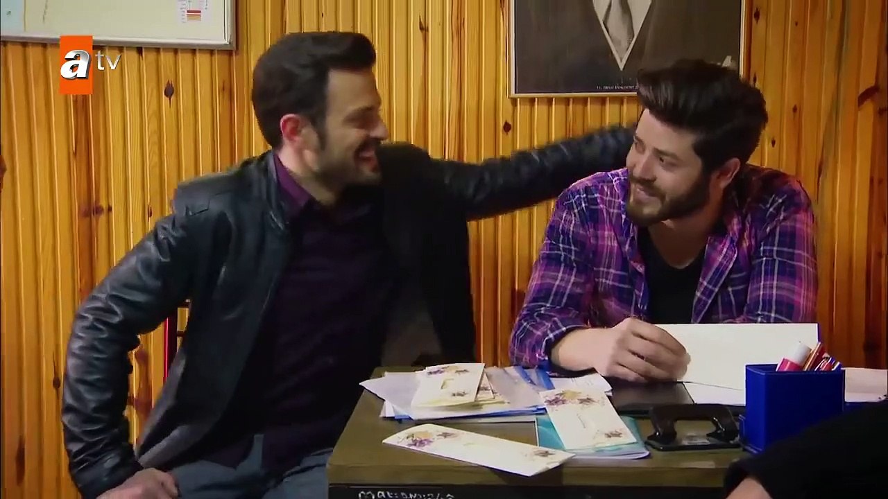 Entre Dos Amores _ İkisini de Sevdim - Capítulo 5 _ Doblado