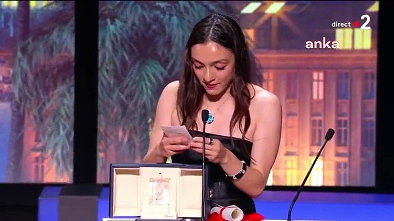 Merve Dizdar ne ödülü aldı? Merve Dizdar Cannes Film Festivali'nde ödül mü aldı? Merve Dizdar hangi filmi ödül aldı?