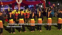 Melihat Kemeriahan Festival Bandung Kota Angklung