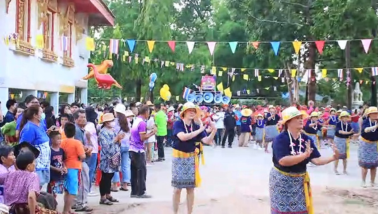ขบวนฟ้อน ดอนกลอย หมู่ 8 ประเพณีบุญบั้งไฟดอนกลอย 2566 #ฟ้อน #ขบวนฟ้อน #บุญบั้งไฟ #บุญบั้งไฟดอนกลอย