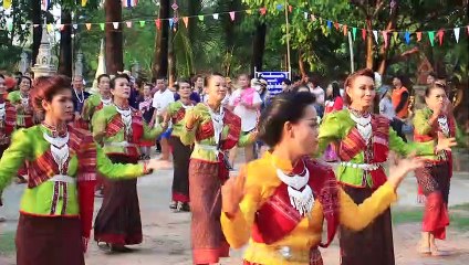 ขบวนฟ้อน ดอนกลอย หมู่ 6 ประเพณีบุญบั้งไฟดอนกลอย 2566 #ฟ้อน #ขบวนฟ้อน #บุญบั้งไฟ #บุญบั้งไฟดอนกลอย